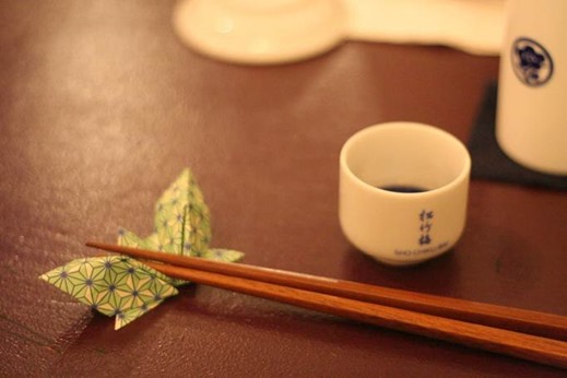 Chopstick Etiquette A Simple Guide From Do S To Taboos Plaza Homes Chopstick Etiquette A Simple Guide From Do S To Taboos Plaza Homes