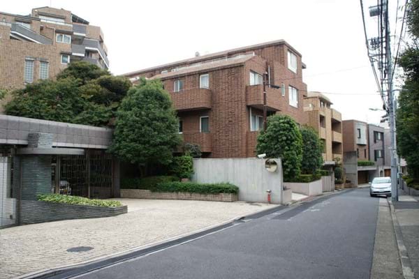 広尾の高級住宅街　High Class Residential Area in Hiroo.jpg